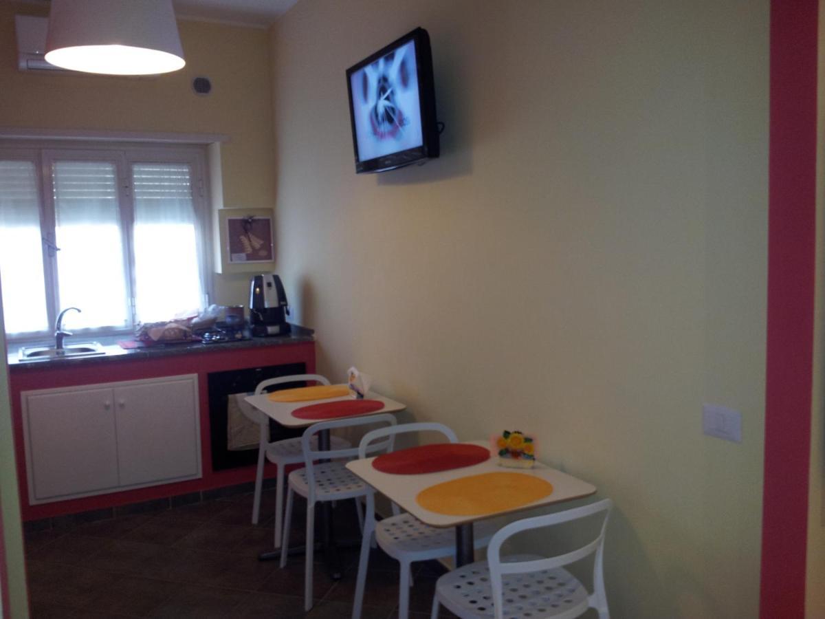 B&B Dimora Di Traiano Terracina Luaran gambar